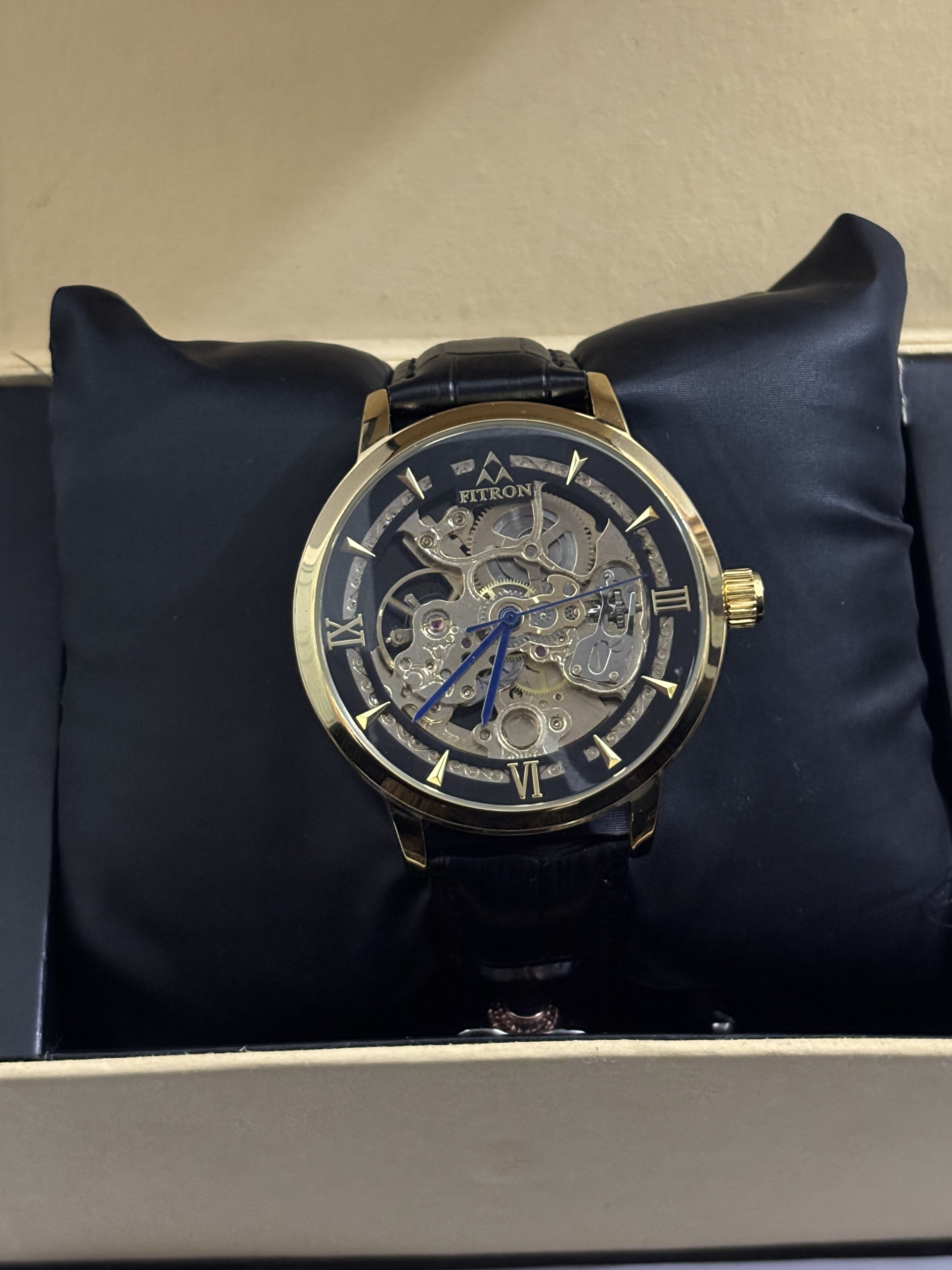 Fitron Black leather 